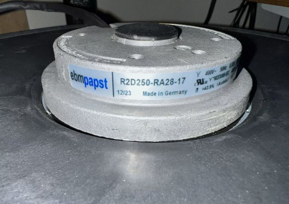 EBMPAPST R2D250-RA28-17 FAN