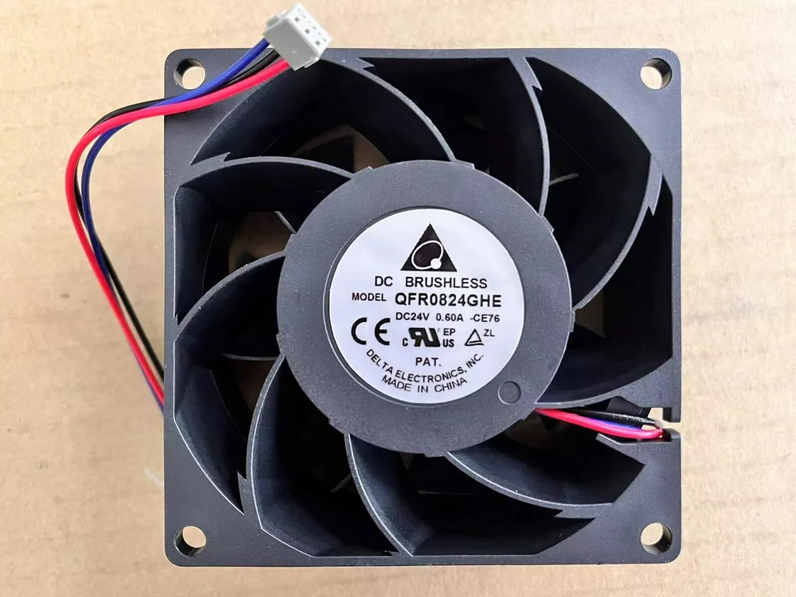 DELTA QFR0824GHE 120X120X38MM 24V FAN