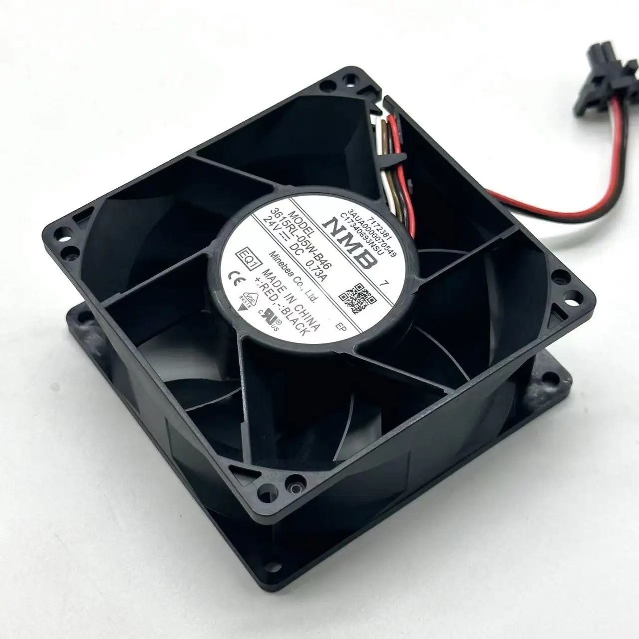 NMB-MAT 3615RL-05W-B46