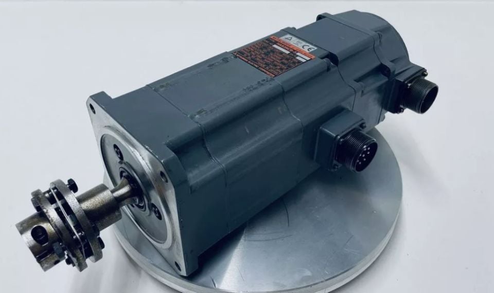 MITSUBISHI 6NM AMS 222244/HA83NC-83 AC SERVO MOTOR