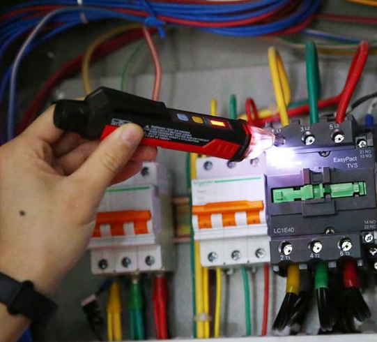 Unit UT12D Temassız AC Voltaj Gerilim Dedektörü