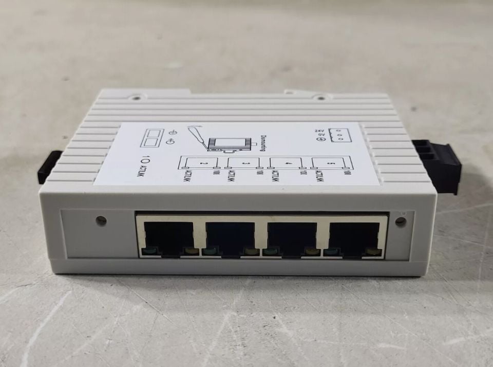 SCHNEIDER TCSESU043F1N0 4TX/1FX-MM ETHERNET BAĞLANTI ANAHTARI