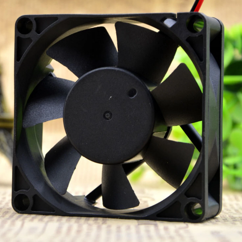 ADDA AD0724HB-A70GL-LF Aksiyel Fan 70x70x25mm 24V DC