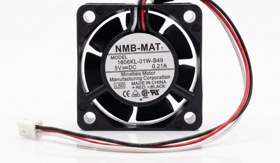 NMB-Mat 1606KL-01W-B49 5V DC Kare Fan