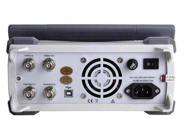 Uni-T UTG2082B 80MHz Fonksiyon Sinyal Jeneratörü
