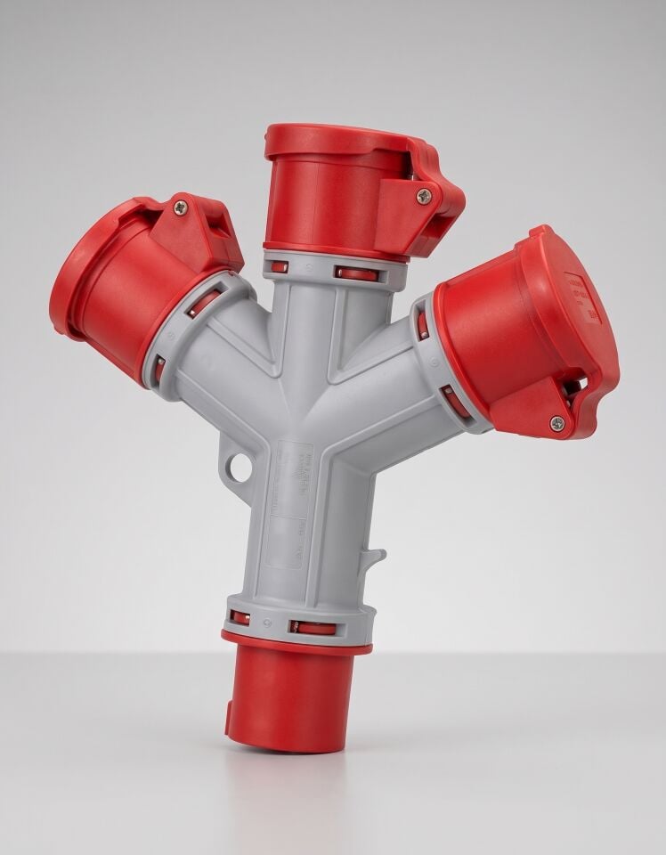 TEM Seyyar Üçlü Çoklayıcı Priz Fiş Girişli IP44 16A 220V (1344.316.333.0)