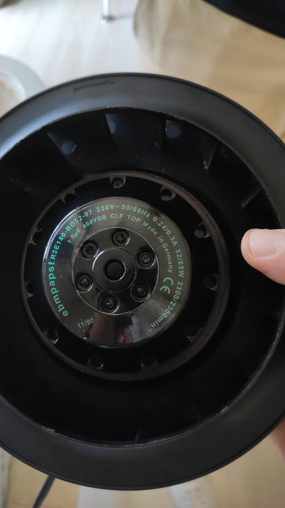 EBMPAPST R2E180-BD-52-07  FAN