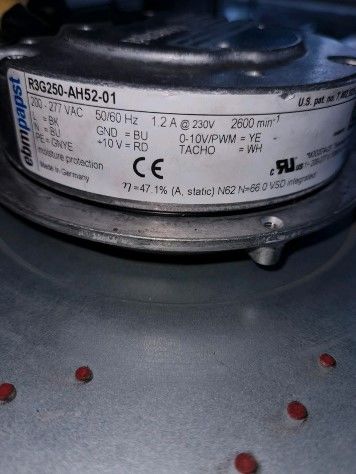 EBMPAPST R3G250-AH52-10 FAN