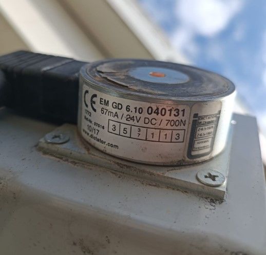 DICTATOR EM GD 6.10 040131 TUTMALI ELEKTRİK MIKNATISI