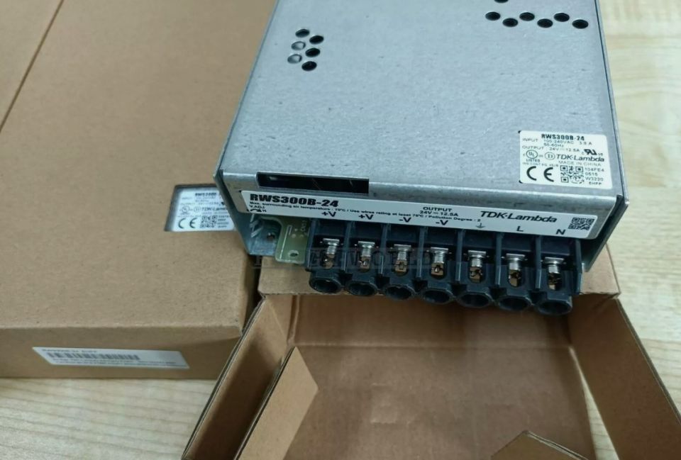 TDK-LAMBDA RWS-300B-24 ANAHTARLAMA GÜÇ KAYNAĞI
